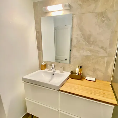 Central Apartment